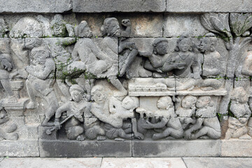 Relief am buddhistischen Borobudur-Tempel auf Java