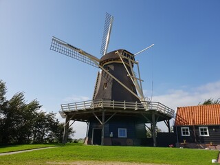 Obraz premium Holländische Windmühle