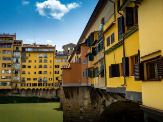 Fototapeta na wymiar Ponte vecchio in Florence Italy