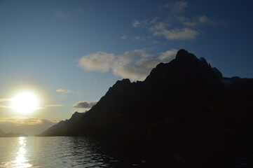 Fototapeta premium Autumn colors on the mountains and in the fjords of Lofoten Norway