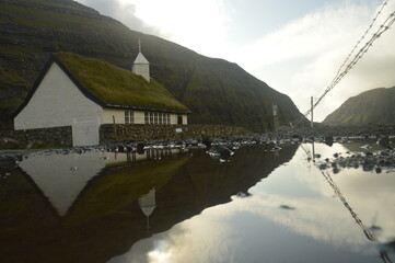 Obraz premium The dramatic and mystical landscapes on the coast and mountains of the Faroe Islands