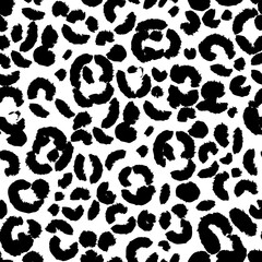Leopard seamless pattern isolated on white background. Vector illustration.