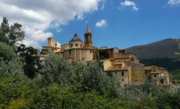 Beautiful medieval town of Cocullo in the Abruzzo mountains, Italy
