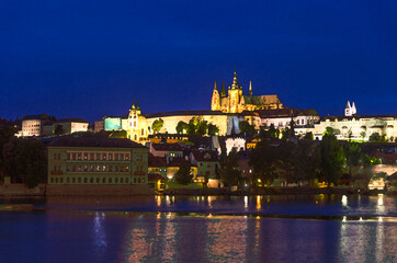 Fototapeta premium Watercolor drawing of View of Prague old town, historical center with Prague Castle, St. Vitus Cathedral, Charles Bridge Karluv Most, Vltava river, night evening view, Bohemia, Czech Republic