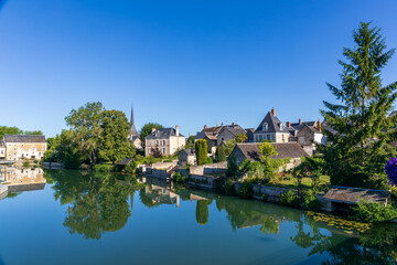 Fototapeta na wymiar Vaas village over Loir river - Sarthe, France