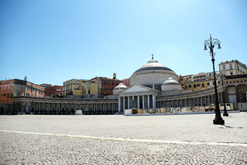 Fototapeta na wymiar Napoli Piazza del Plebiscito
