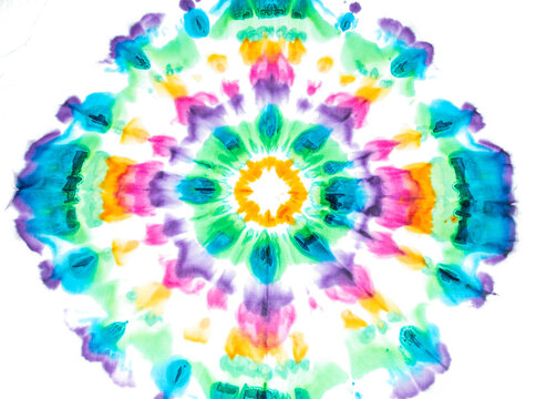 brilliant patterns made using tie dye