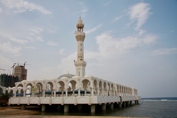 Fototapeta na wymiar Al Rahma (Floating) Mosque, Jeddah, Saudi Arabia