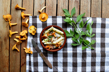 Pfifferlinge Penne Sahnesauce