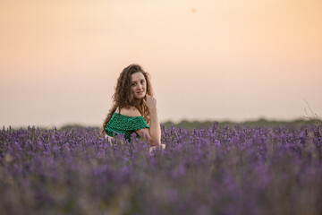 Fototapeta na wymiar photo session made at sunset in the lavender fields of brihuega, spain. 