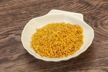 Vegetarian cuisine - dry bulgur for cooking