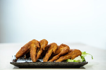 手羽先の唐揚げ