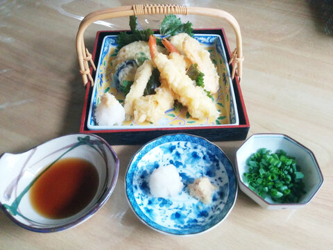 TEMPURA set menu - assorted TEMPURA / 天ぷらの盛り合わせ（和風懐石料理）