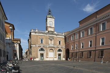 Fototapeta na wymiar piazza del popolo in Ravenna