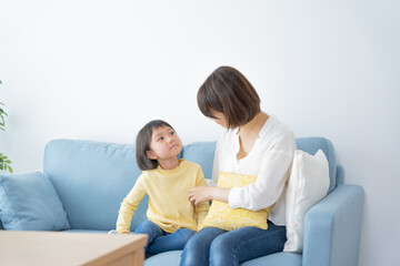 アジア人　子供　勉強　ポートレート