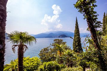 Fototapeta na wymiar Villa Monastero, lake Como, Varenna, italy