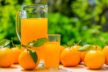 juice and oranges