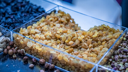 Dried White Raisins