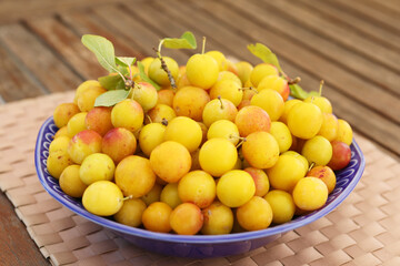 Mirabelles 4