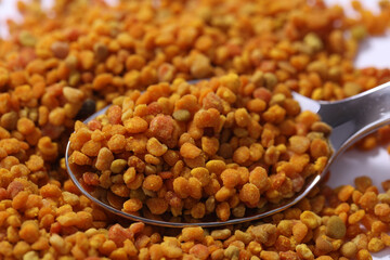 Propolis Blütenpollen Bienen