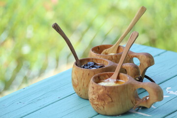 ククサに入ったヨーグルト