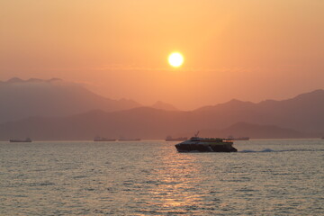Fototapeta na wymiar fishing boat in the sunset