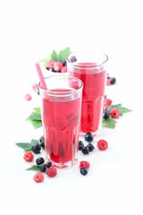cranberry juice with berries