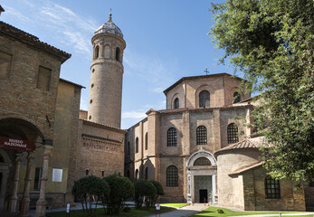 Fototapeta na wymiar Basilica of St. Vitale in Ravenna.