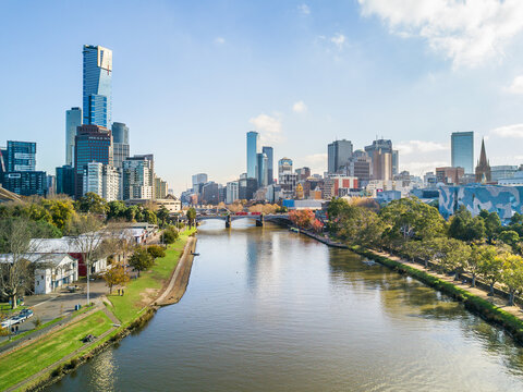 Looking down the Yarra River towards the Melbourne CBD