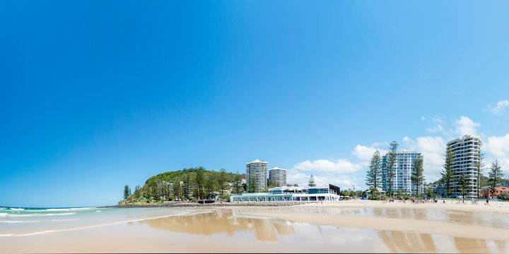 Wide View Of Sunny Day At The Gold Coast Beach