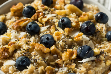 Homemade Healthy Breakfast Oatmeal