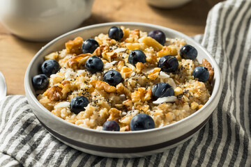 Homemade Healthy Breakfast Oatmeal