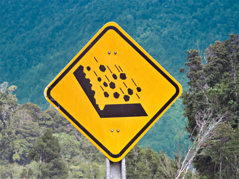 「Rockfall」の画像 - 8,435 件の Stock 写真、ベクターおよびビデオ | Adobe Stock