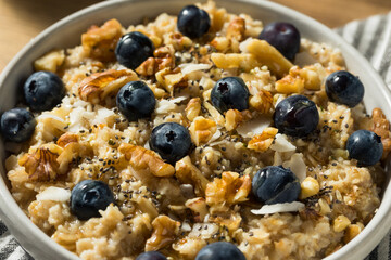 Homemade Healthy Breakfast Oatmeal