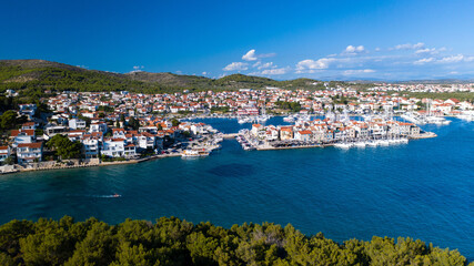 Small seaside city with harbour panorama - obrazy, fototapety, plakaty