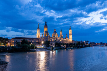 Obraz premium El Pilar de Zaragoza