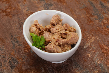 Canned tuna fish in the bowl