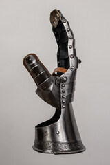 Reconstruction of Renaissance plate gauntlets for tournaments of medieval knights