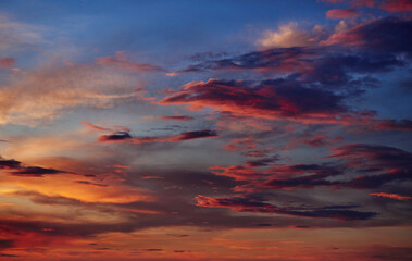 Fototapeta premium sunset sky as background, colorful and beautiful sunlight and clouds
