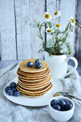pancakes with blueberries