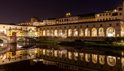 Fototapeta na wymiar Ponte Vecchio over Arno River, Florence, Italy,Europe