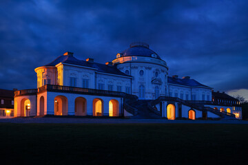 Schloss Solitude zur blauen Stunde © Martin Dutkiewicz