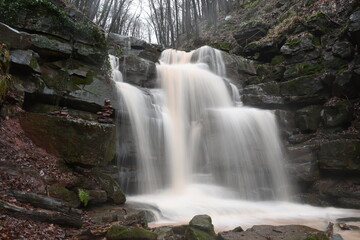 Obraz premium Wasserfall