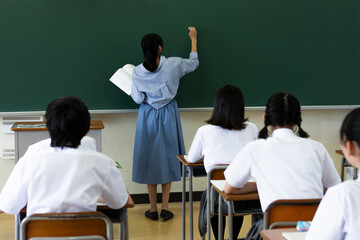 中学生の授業風景