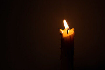 candles that are lit in the dark