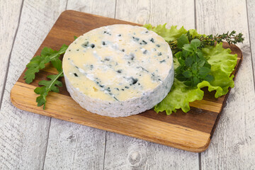 Round blue cheese