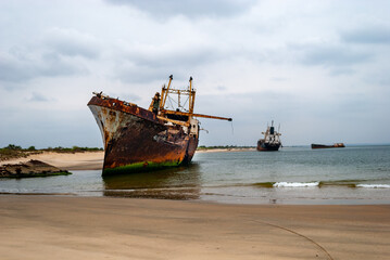 Fototapeta premium Navio Abandonado