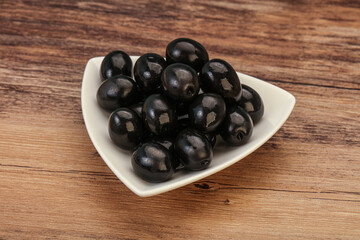 Black olives in the bowl