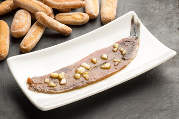 Tapa española salmuera