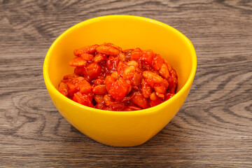 Baked kidney with tomato and pepper